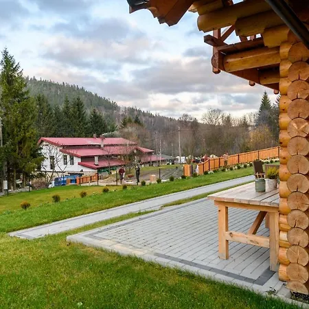 Swojskie Chatki Horská chata Szczytna