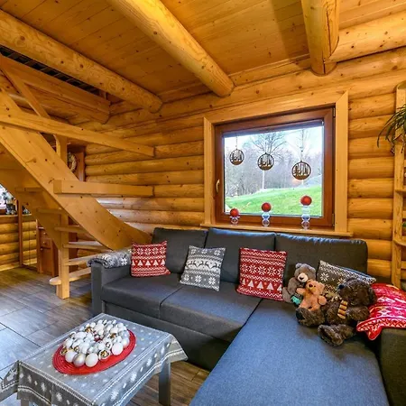 Swojskie Chatki Chalet *