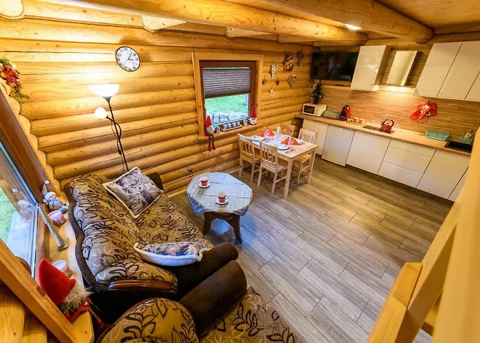 Swojskie Chatki בקתה