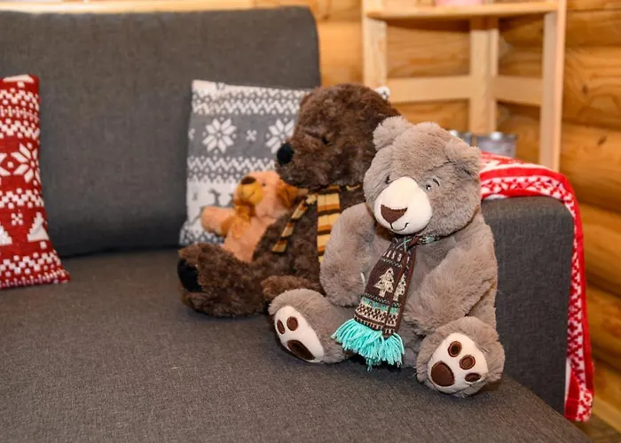 Swojskie Chatki * שצ'צ'יטנה (Szczytna)