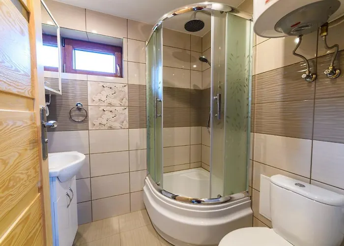 Swojskie Chatki בקתה *